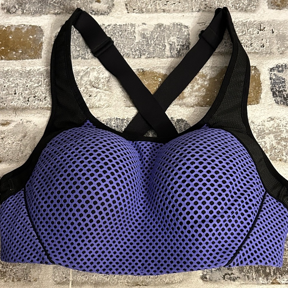 Victoria’s Secret VSX Padded Sports Bra Purple and Black 34C